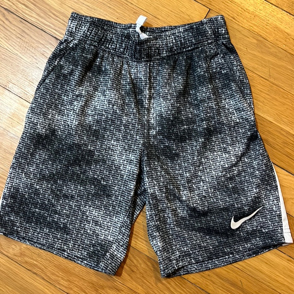 NIKE Boys Small Dri-Fit Athletic Shorts